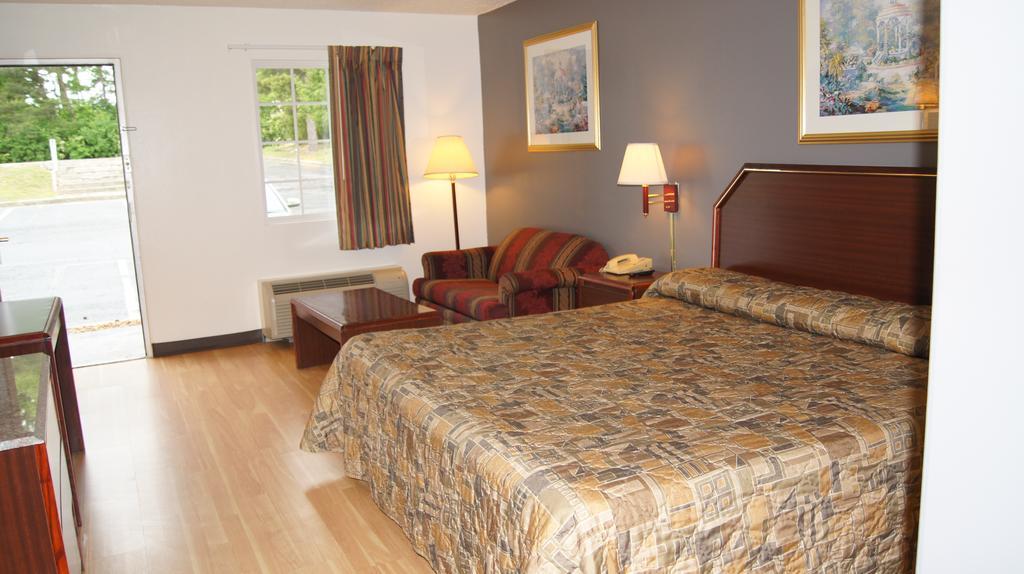 Hotel Executive Crossville
