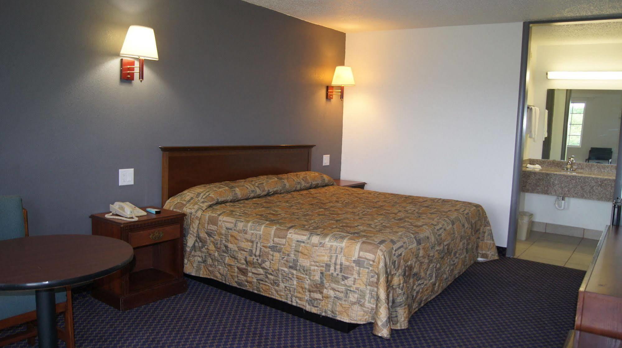 Executive Crossville
